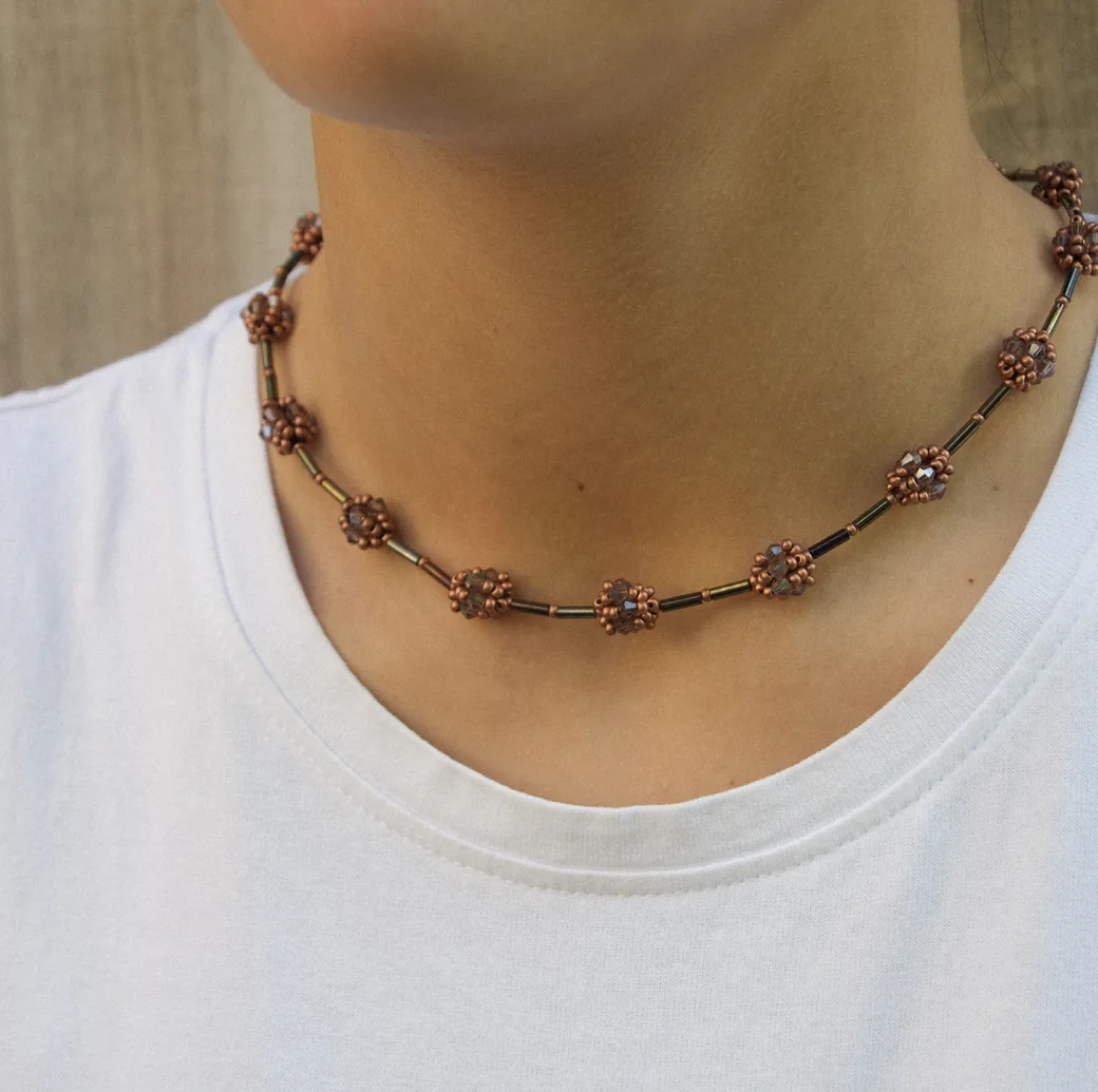 Collar 10