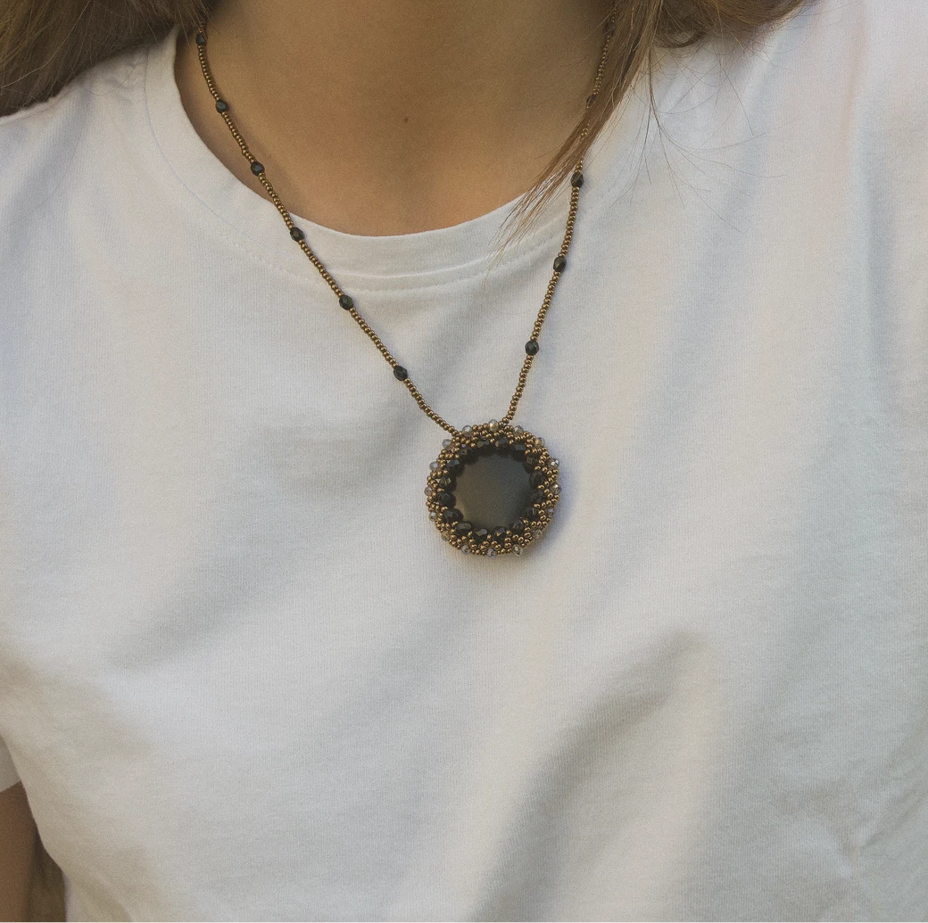 Collar 4
